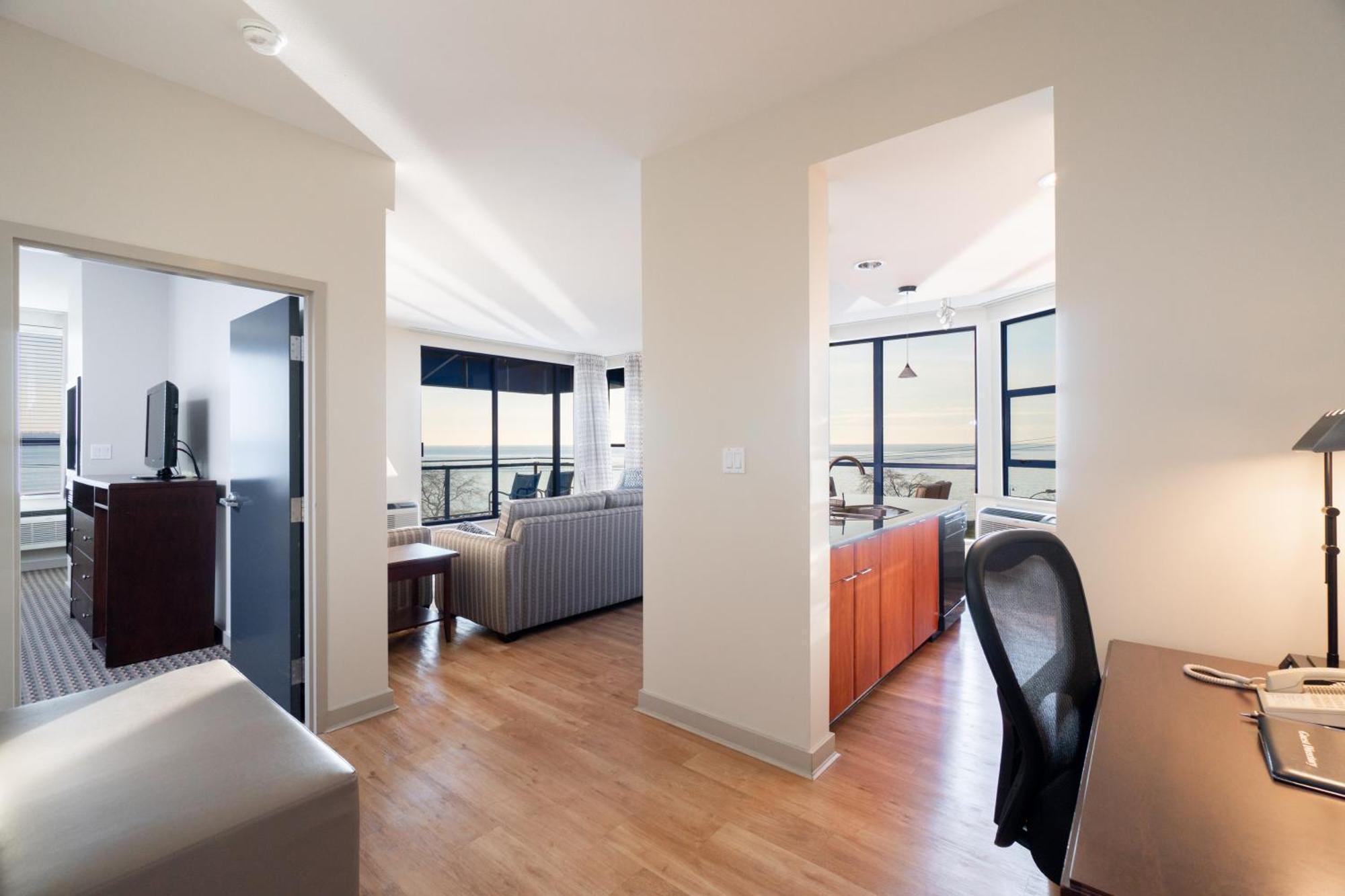 Ocean Promenade Hotel White Rock Kamer foto